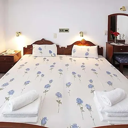 فندق Fourkos لايميناس
